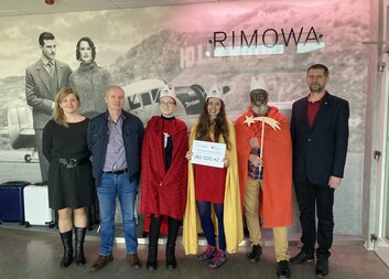 Tři králové v Pelhřimově koledovali i ve firmách